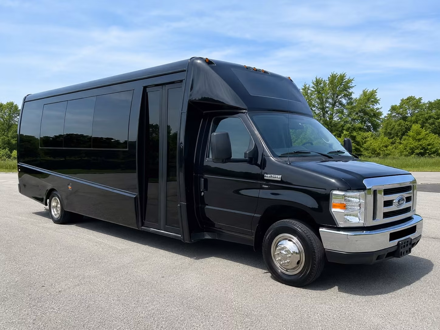 15 passenger minibus