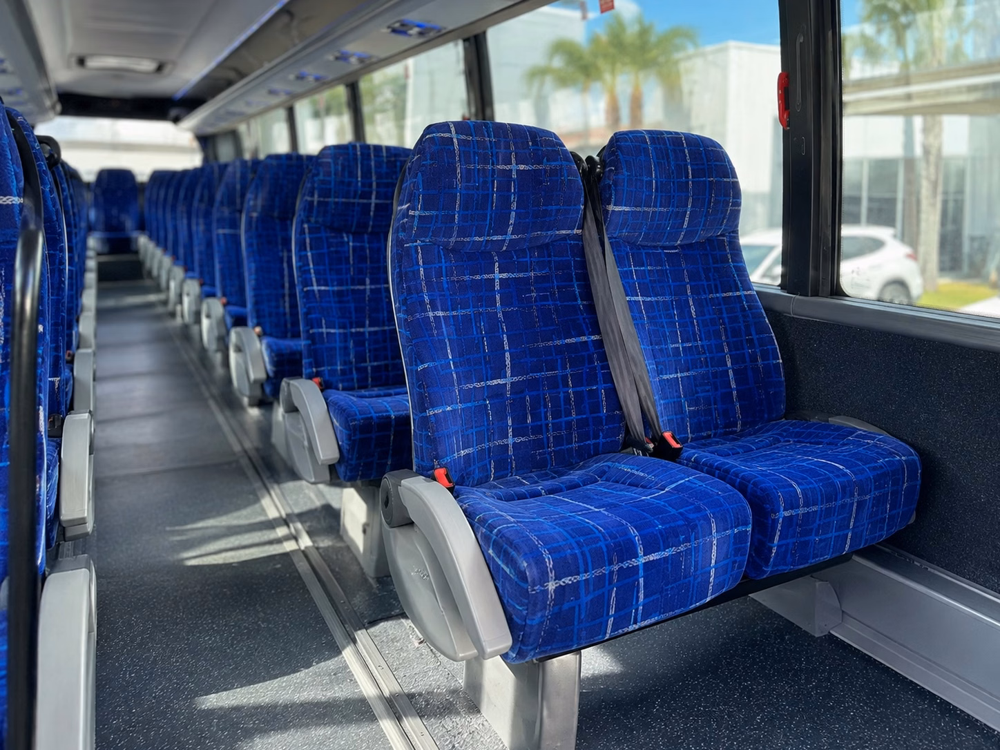 fan shuttles to gesa stadium for tri city dust devils games