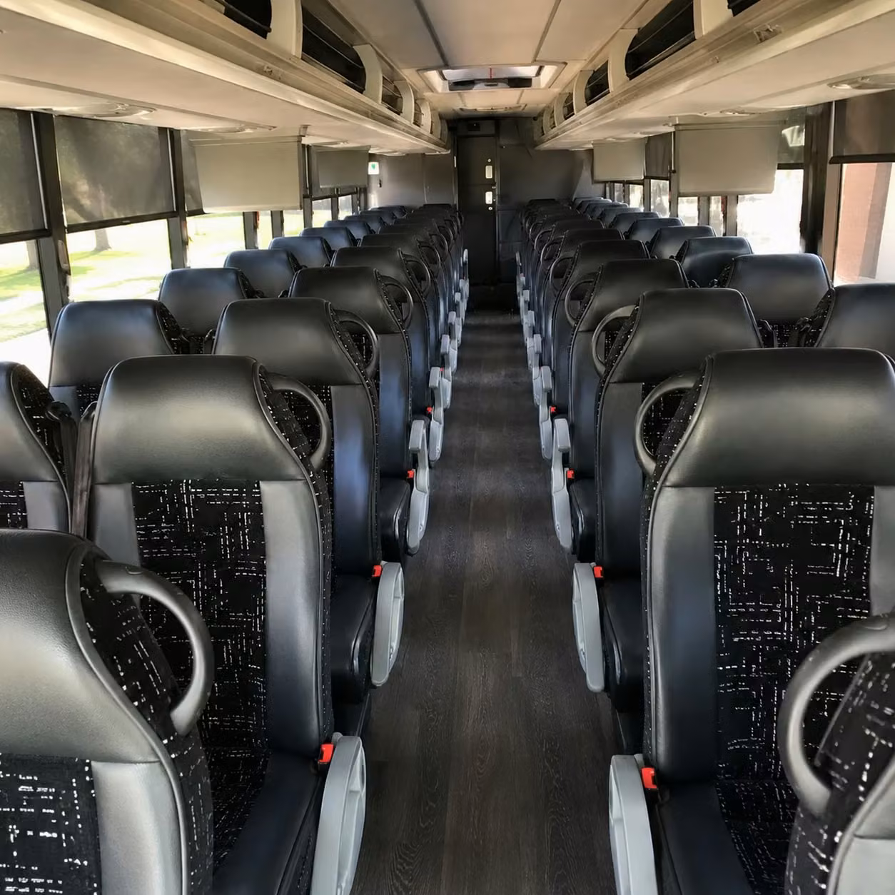 long distance charter bus rentals from pasco to seattle portland and beyond